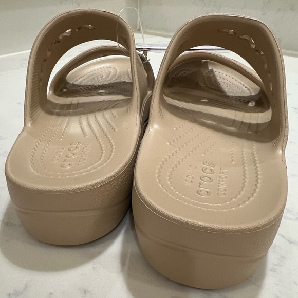 Crocs Kids Tan Sandals - Picture 7 of 8